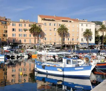 Apartment Vieille Ville